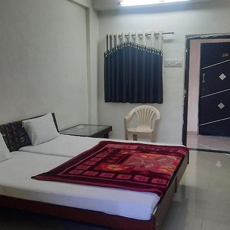 Hotel Rajtilak Guest House Vadali Exterior photo